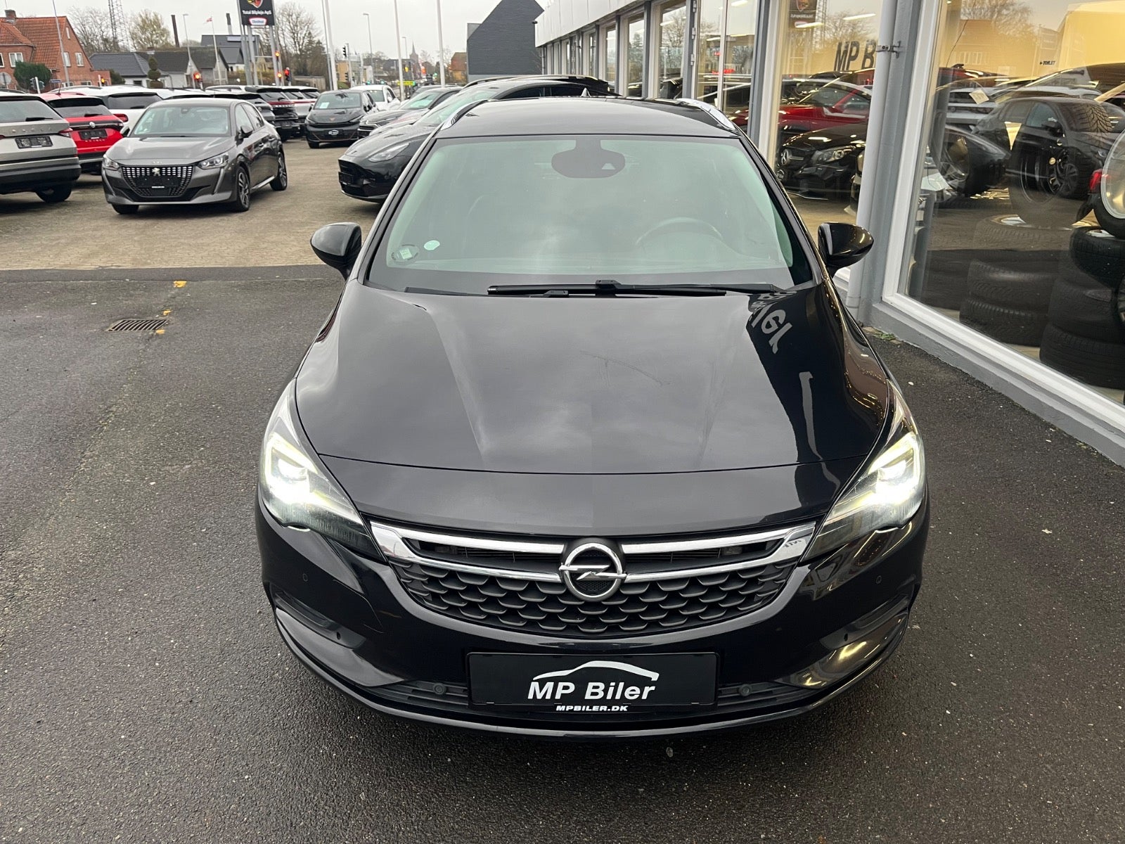 Billede af Opel Astra 1,4 T 150 Dynamic Sports Tourer aut.