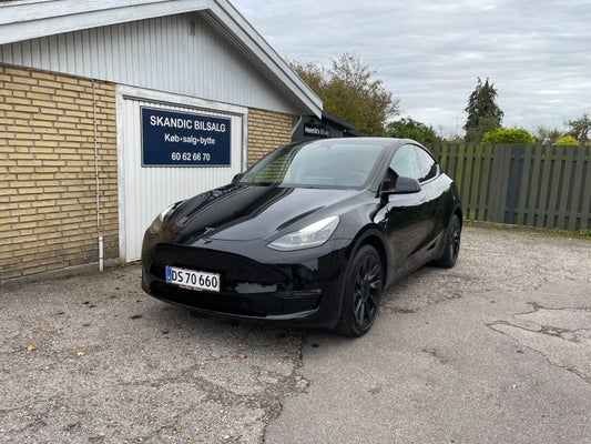 Tesla Model Y Long Range AWD