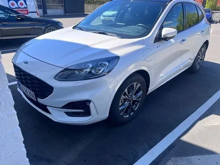 Ford Kuga PHEV ST-Line X CVT