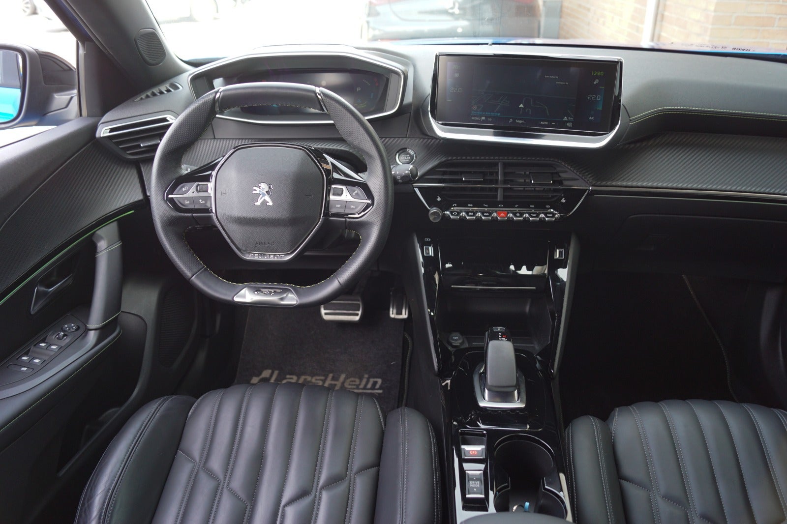 Peugeot e-2008 2020