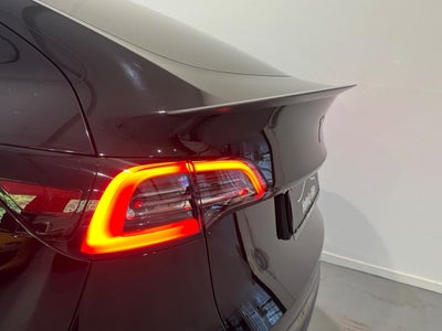 Tesla Model Y Performance AWD
