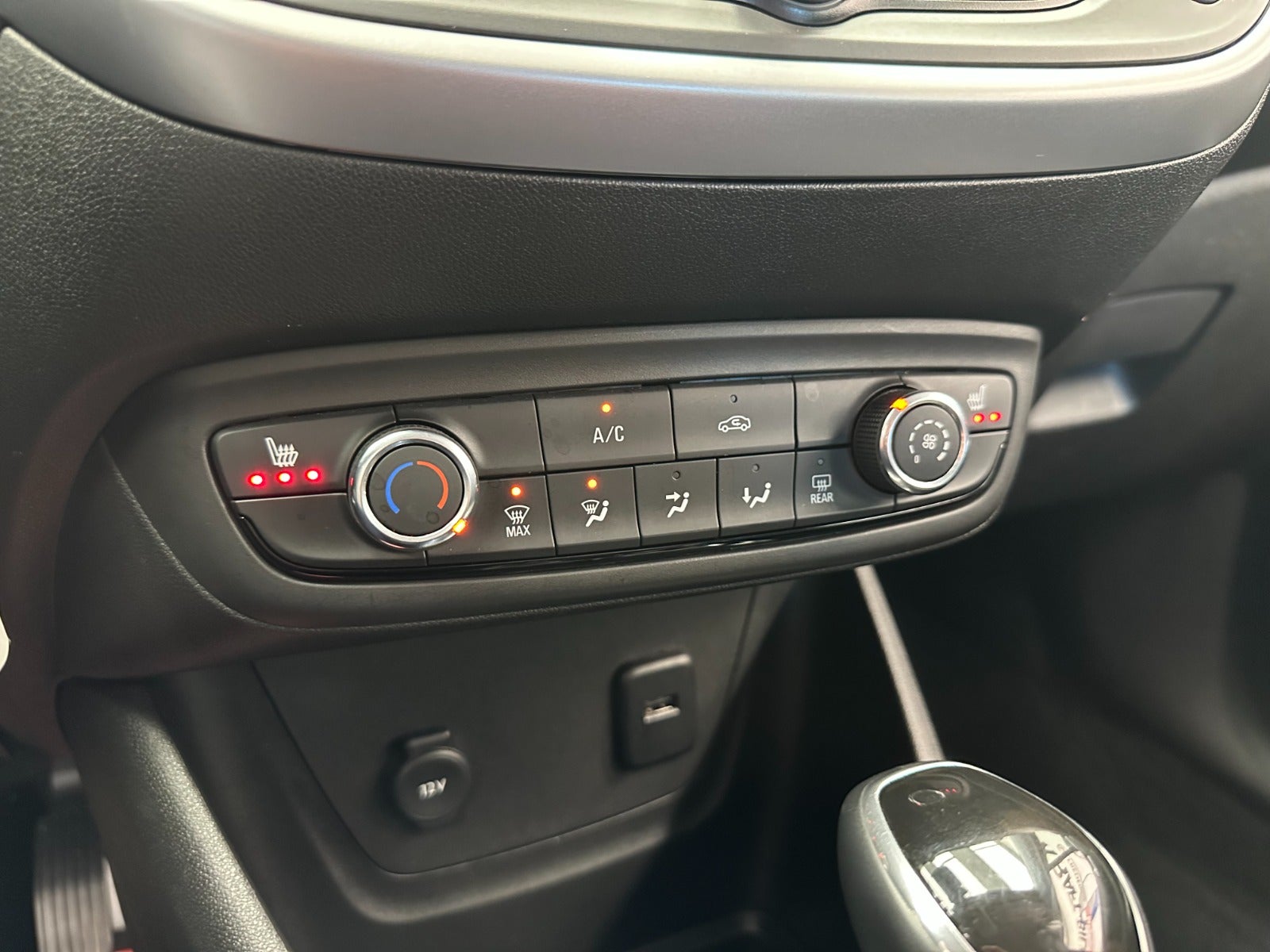 Billede af Opel Crossland X 1,2 T 110 Enjoy aut.