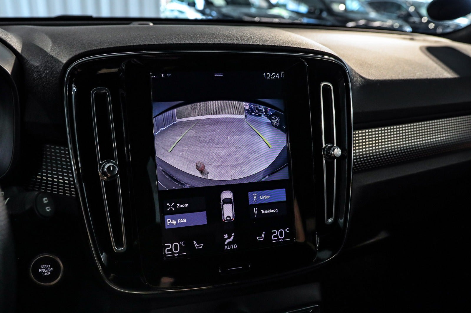 Billede af Volvo XC40 1,5 T4 ReCharge R-Design aut.