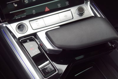 Audi e-tron S-line Sportback quattro