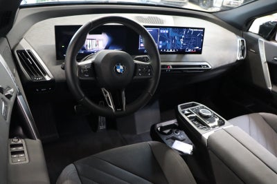 BMW iX xDrive45 M-Sport