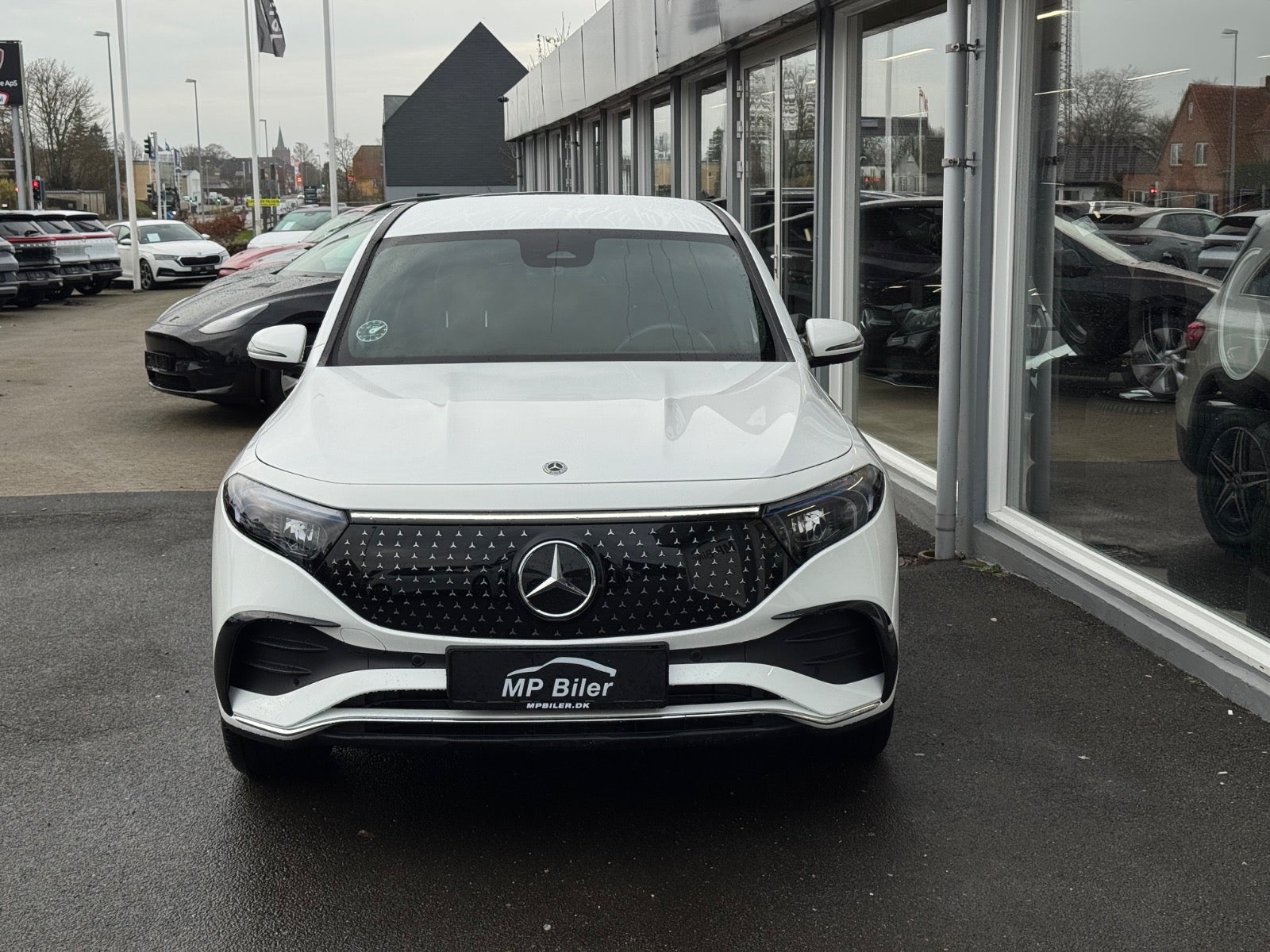 Billede af Mercedes EQB250+  AMG Line