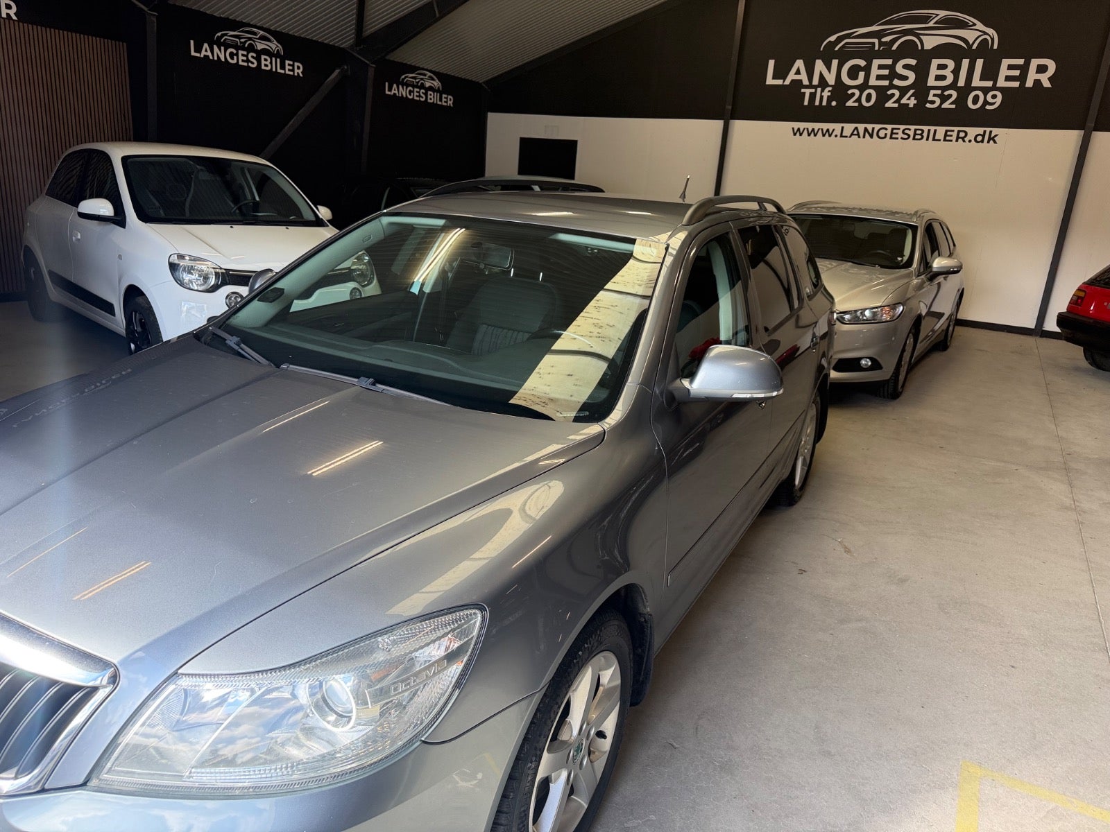 Skoda Octavia TDi 105 Elegance Combi - billede 2