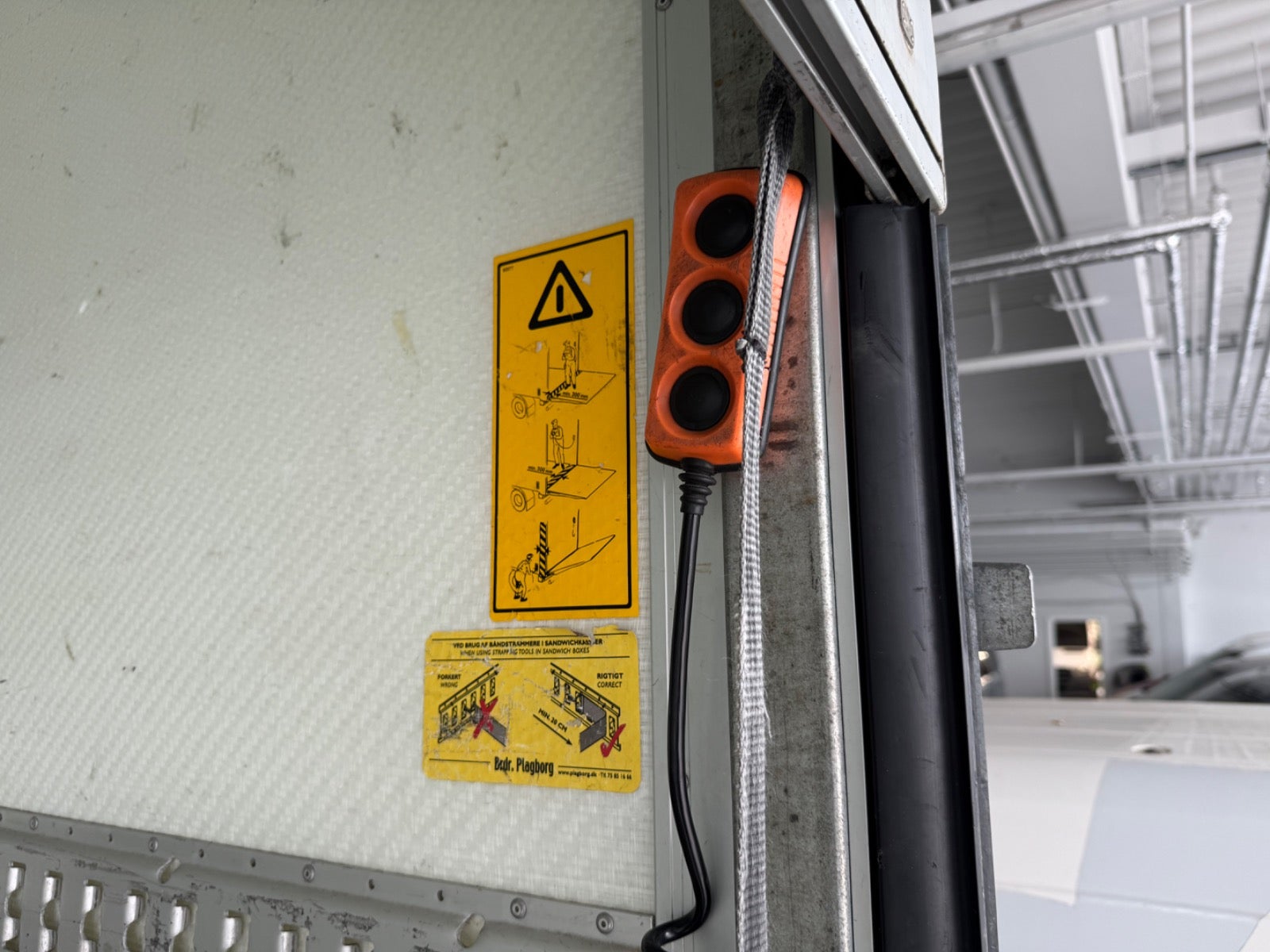 Billede af Mercedes Sprinter 314 2,2 CDi Alukasse m/lift aut. FWD