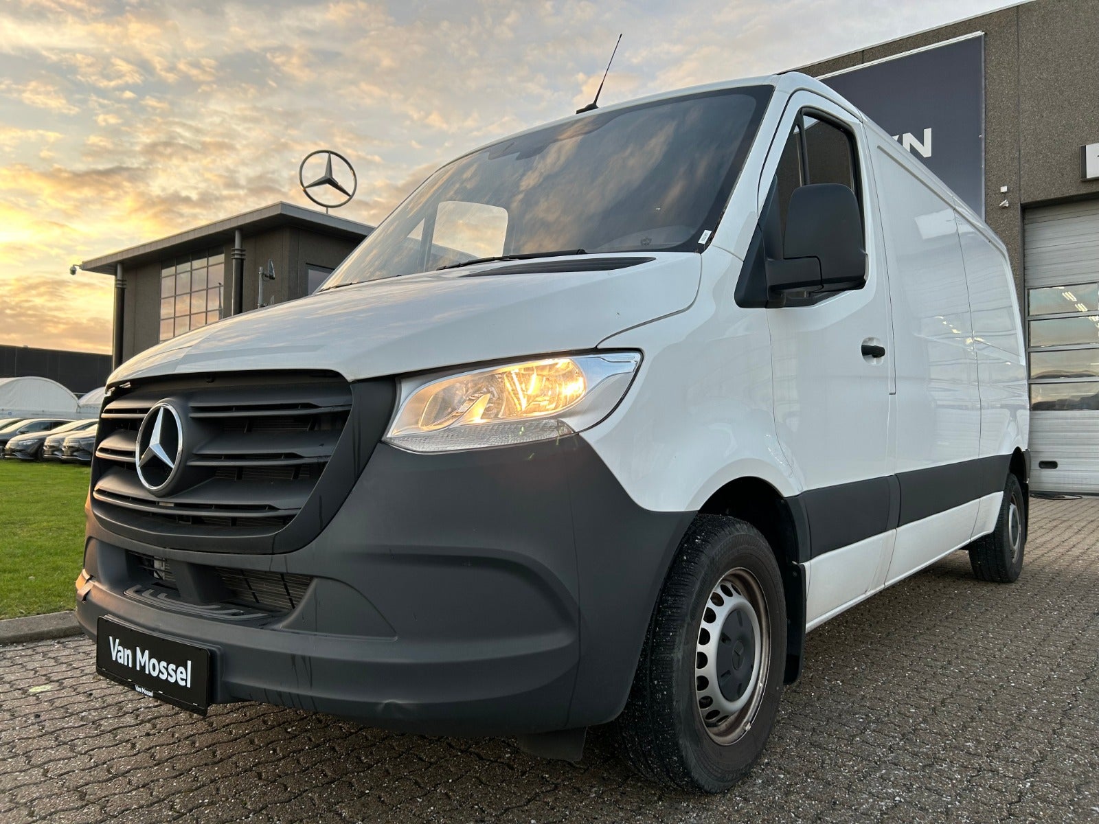 Sprinter 215-CDi A2 Kassevogn aut. FWD-1228027291