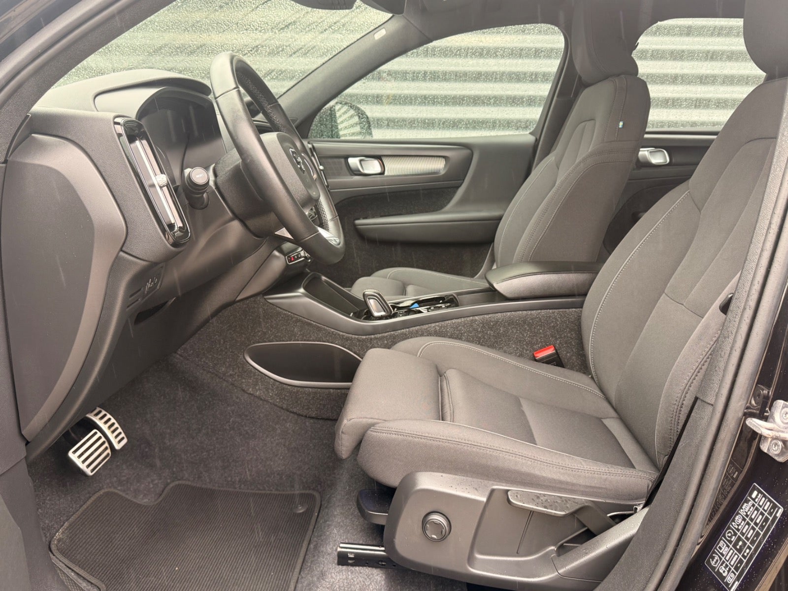 Billede af Volvo XC40 1,5 T4 ReCharge R-Design aut.