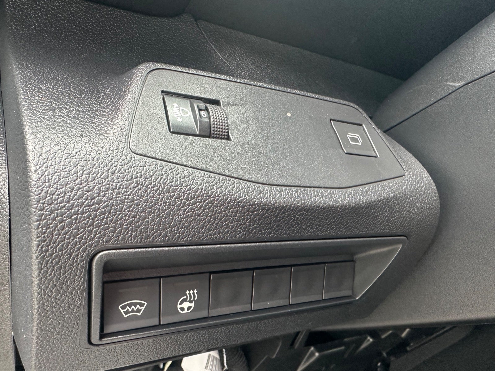 Peugeot Partner BlueHDi 130 L1V1 Plus EAT8 Van