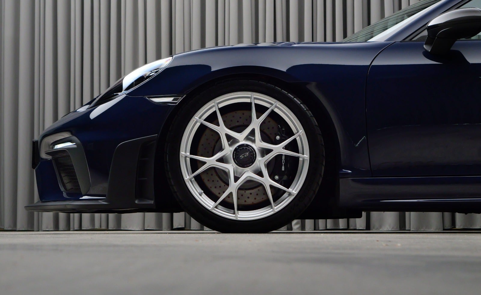 Porsche 718 Cayman GT4 RS PDK