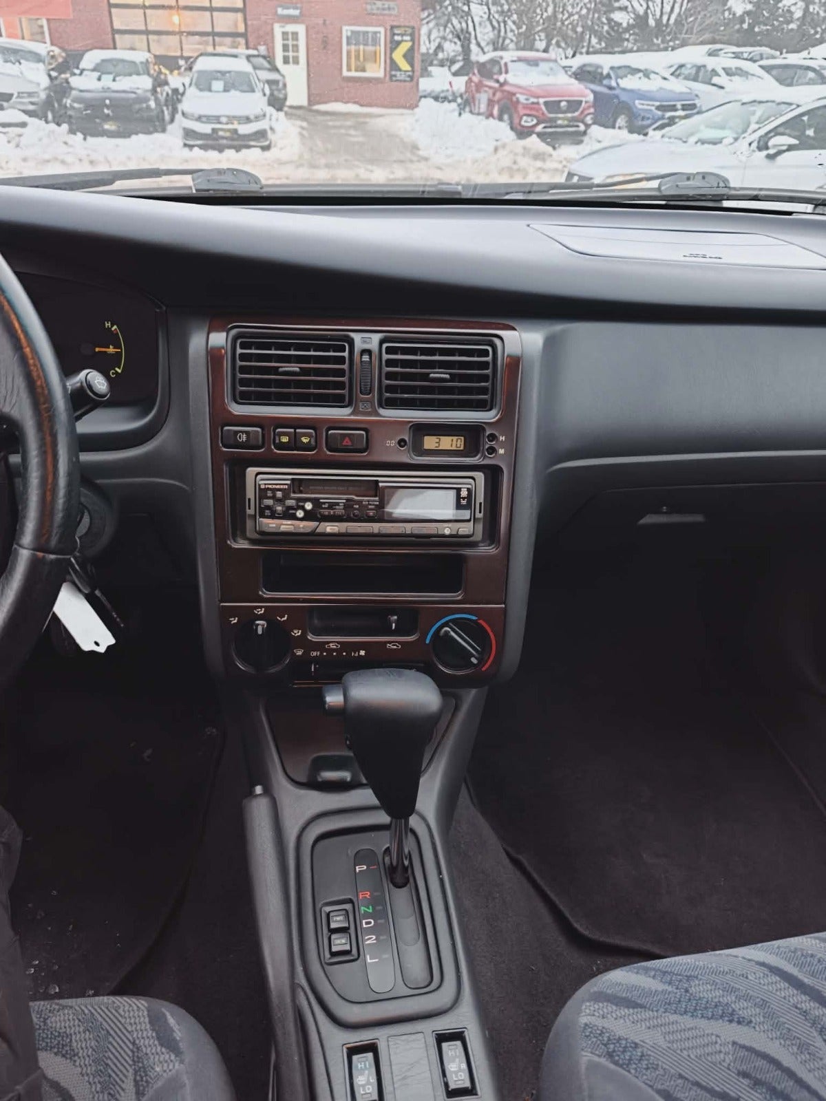 Billede af Toyota Carina E 2,0 GLi aut.