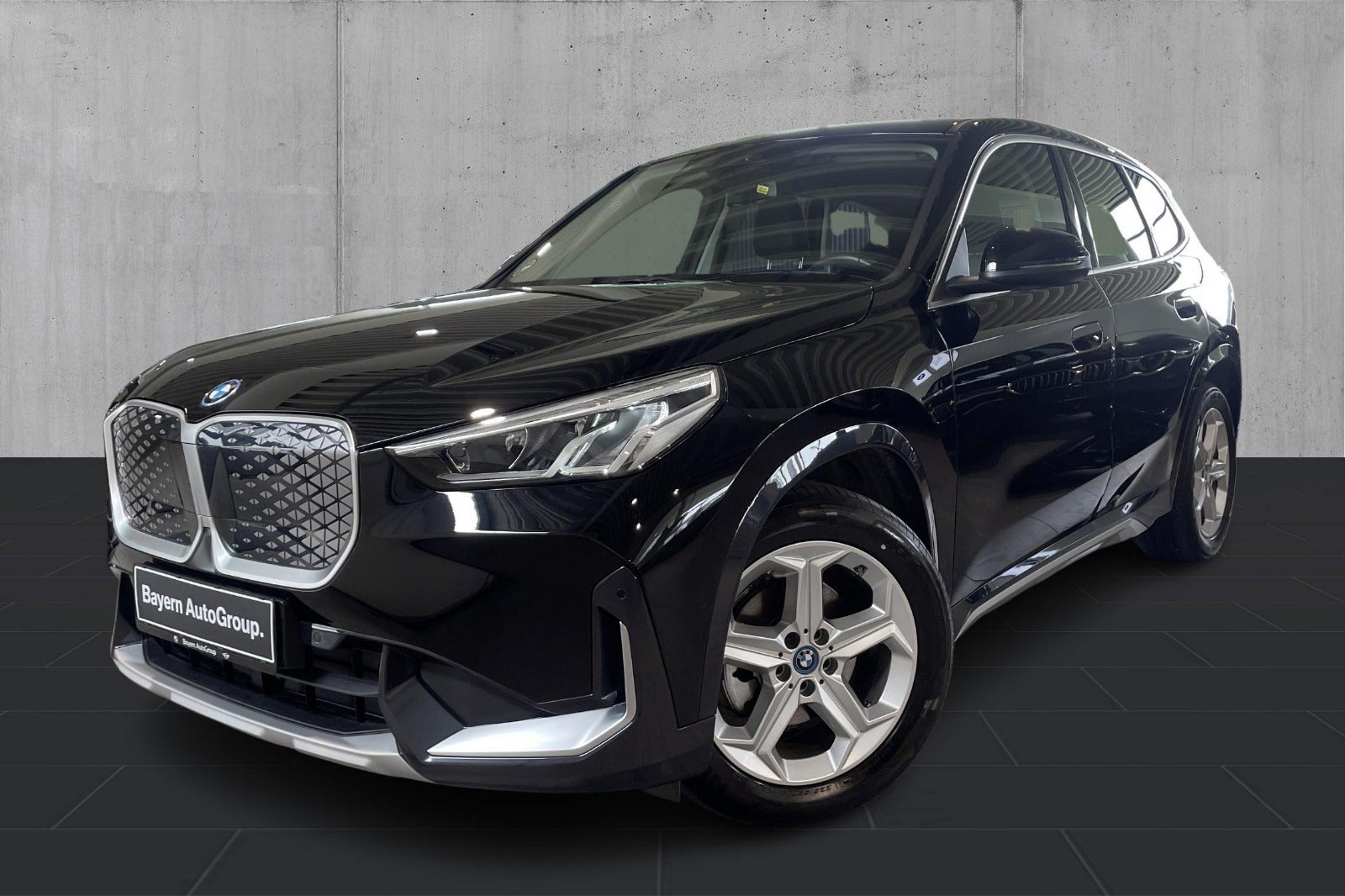 BMW iX1 eDrive20 X-Line