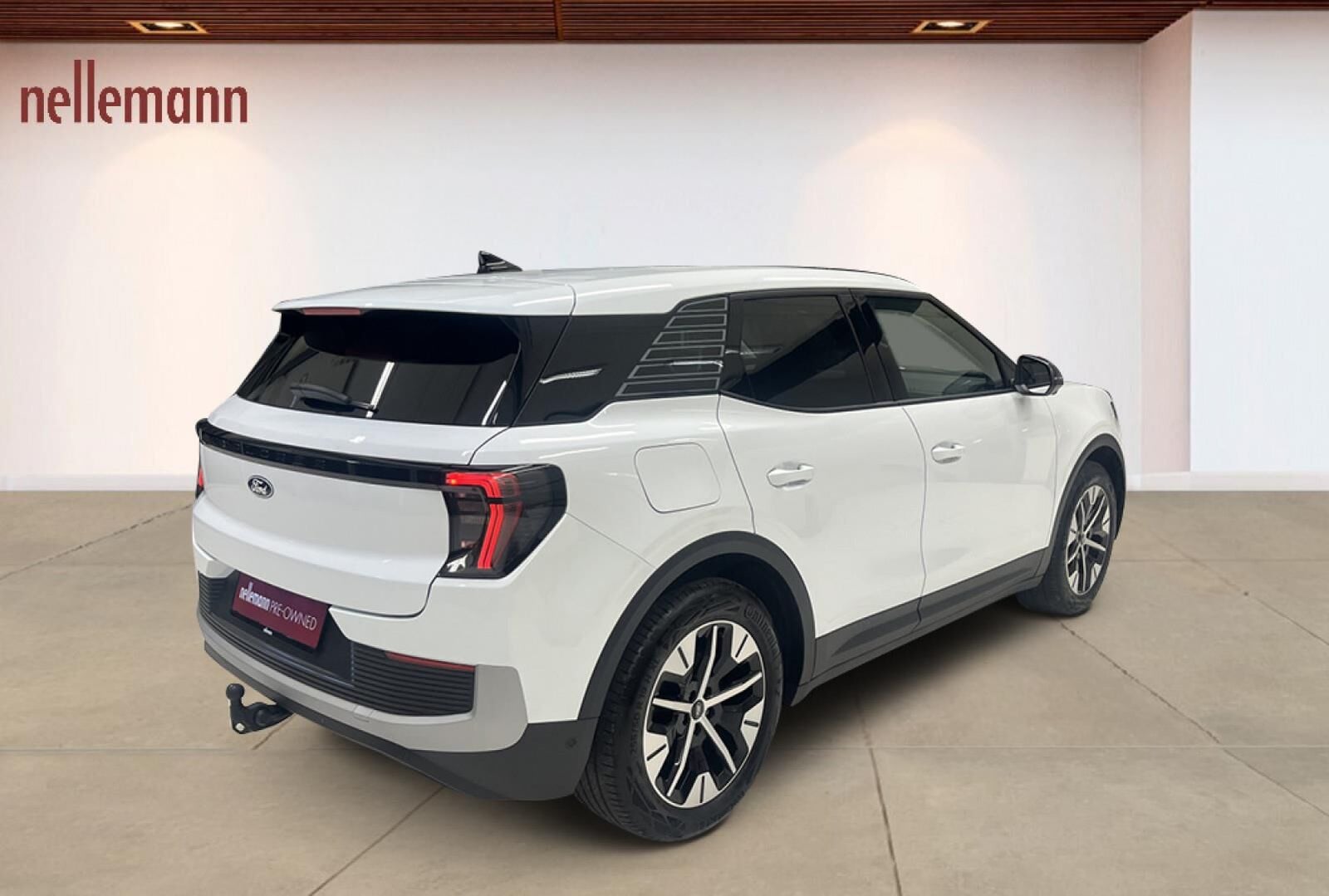 Ford Explorer Select Extended Range