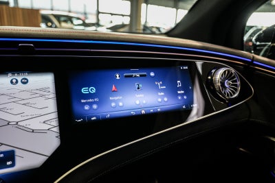 Mercedes EQE350 SUV
