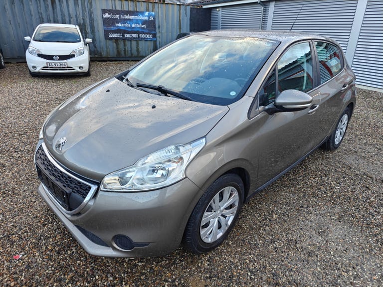 Peugeot 208 VTi Active