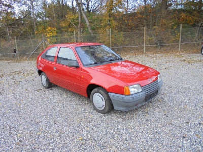 Opel Kadett 1,6 S 3d