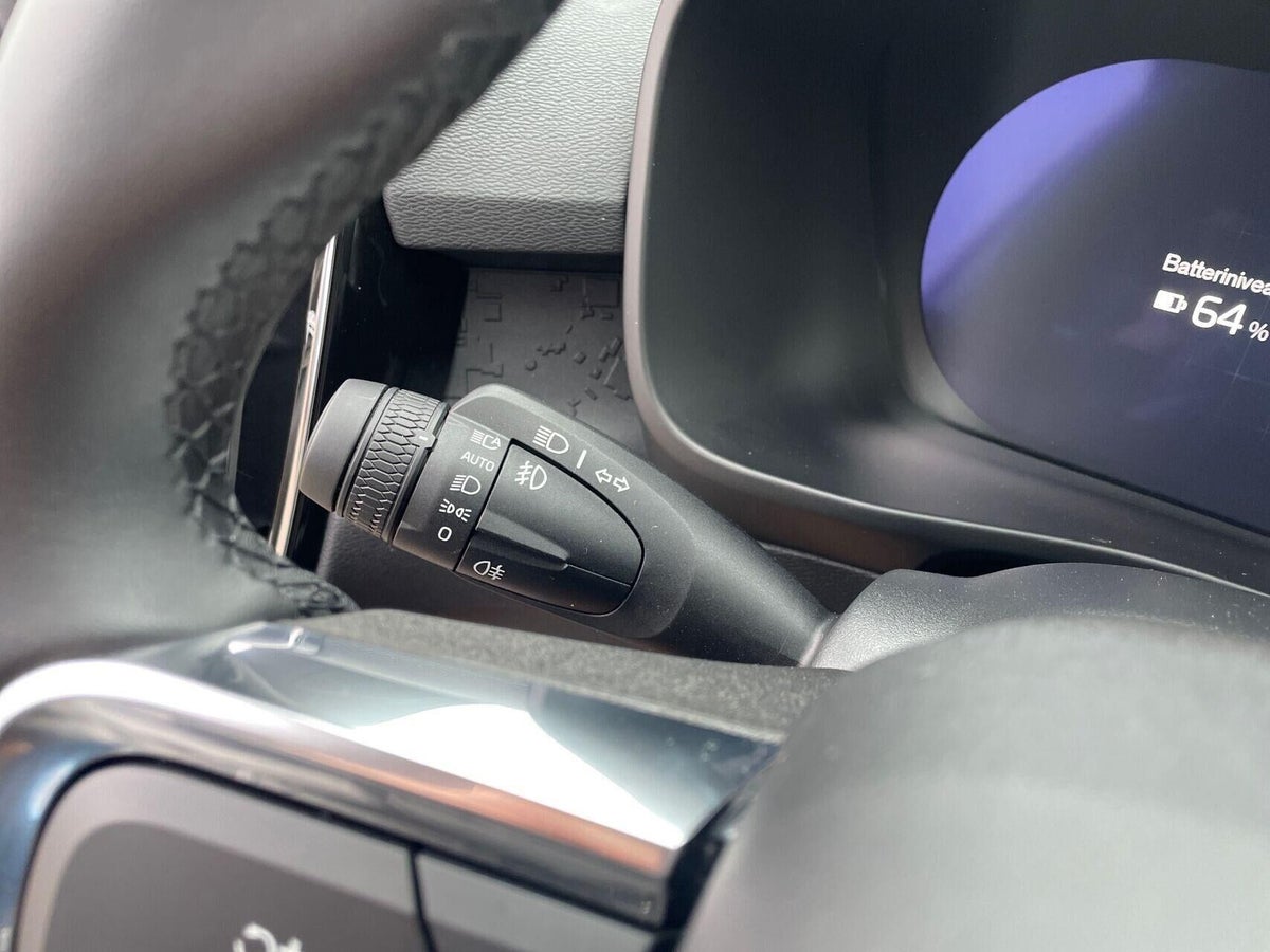 Volvo EX40 Extended Range Black Edition billede 21