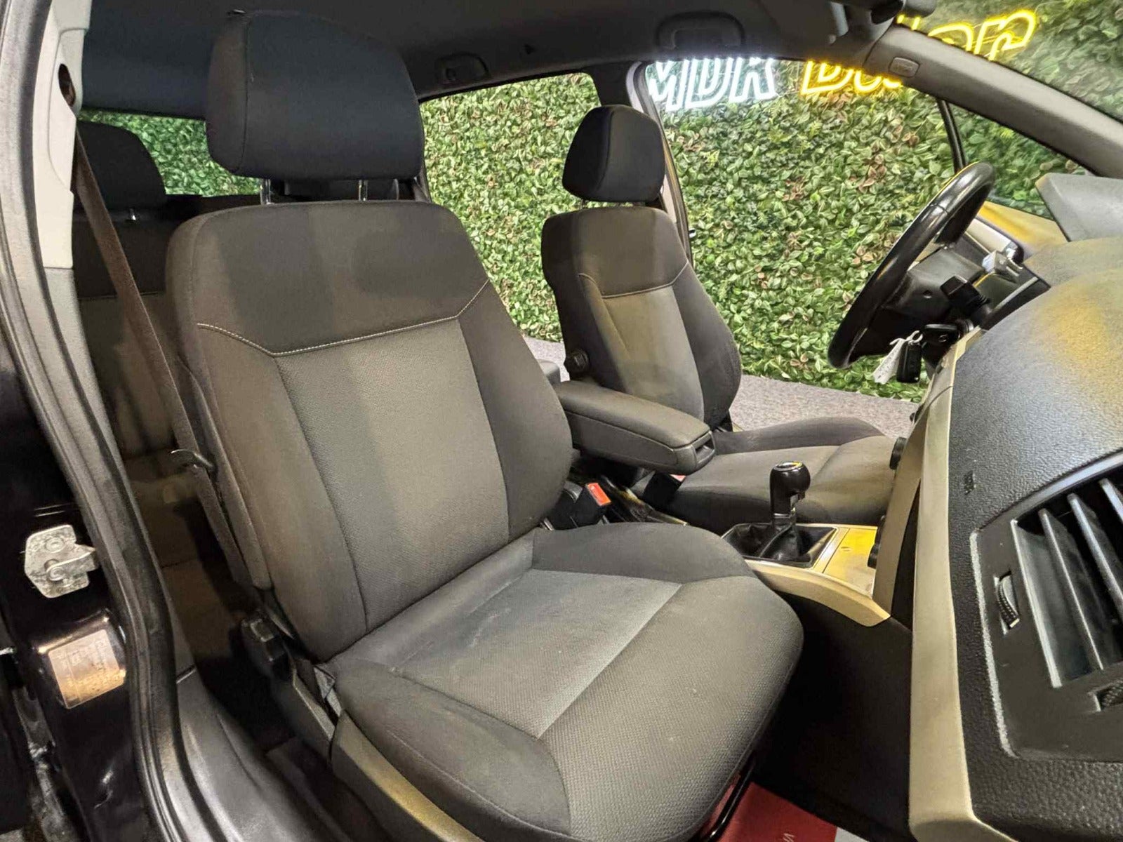 Billede af Opel Astra 1,6 16V Comfort Twinport stc.
