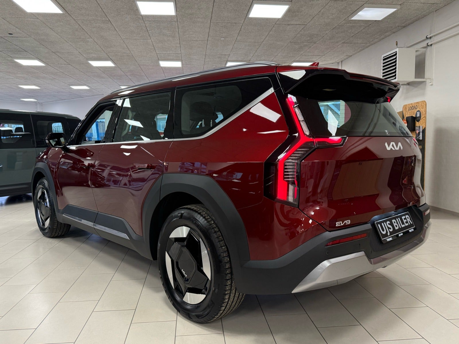 Kia EV9 Standard Range Upgrade RWD 7prs