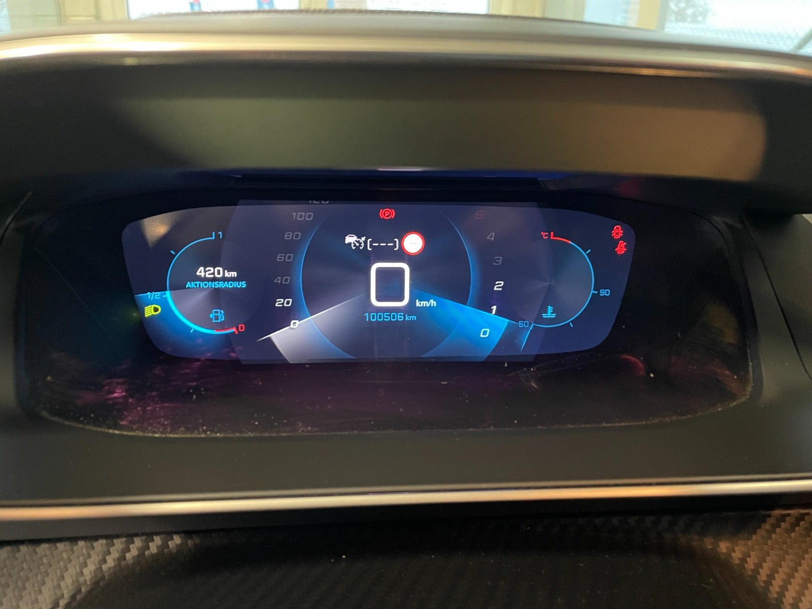 Billede af Peugeot 208 1,5 BlueHDi 100 Allure Sky