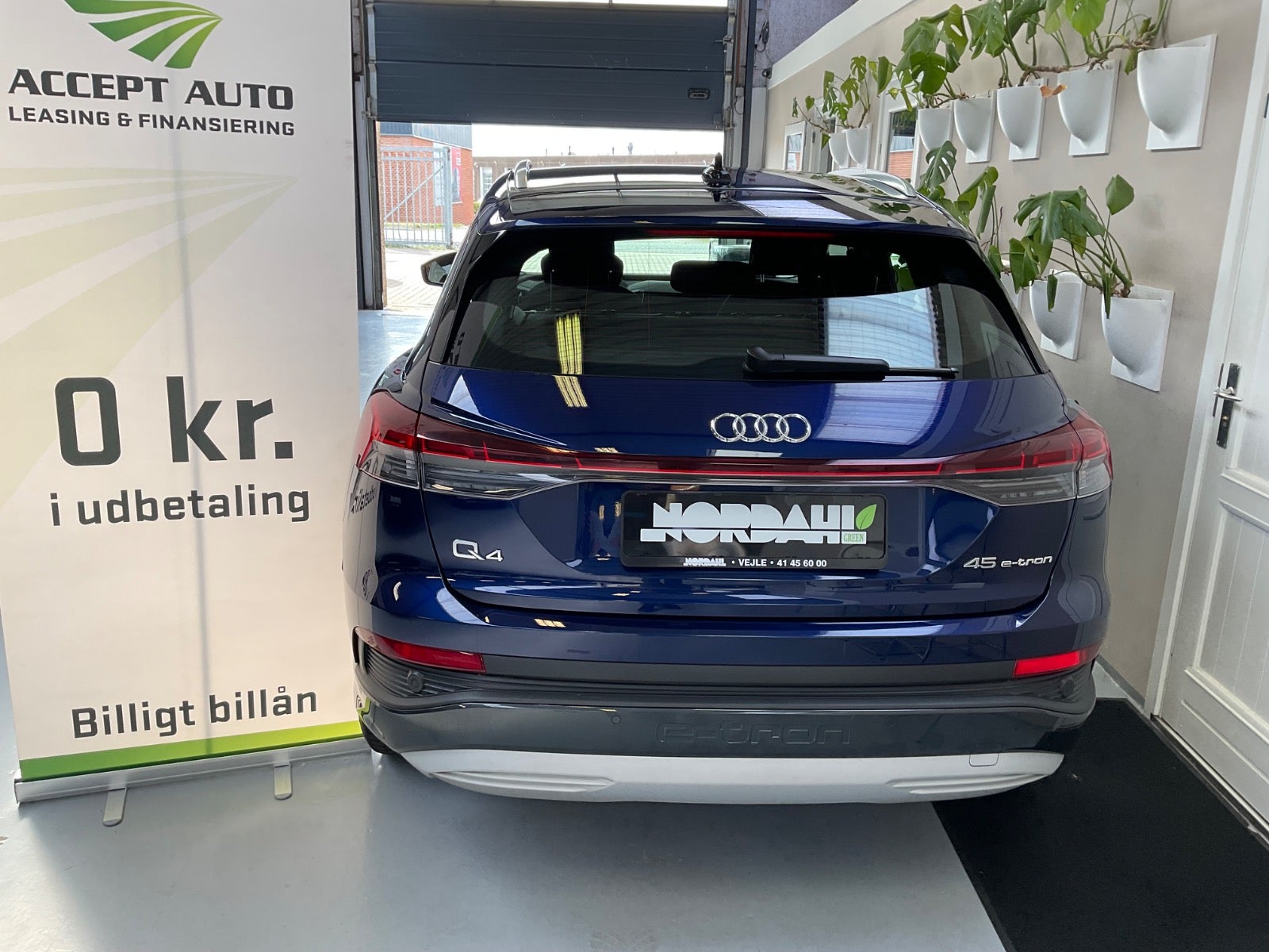 Audi Q4 e-tron 45 5d - 5