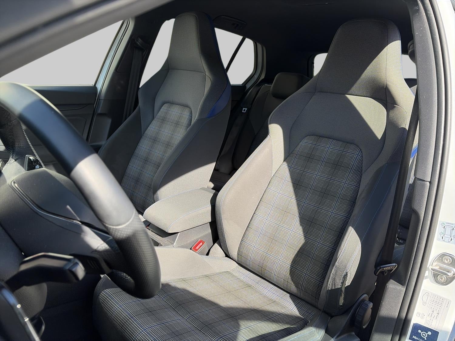 Billede af VW Golf VIII 1,4 GTE DSG