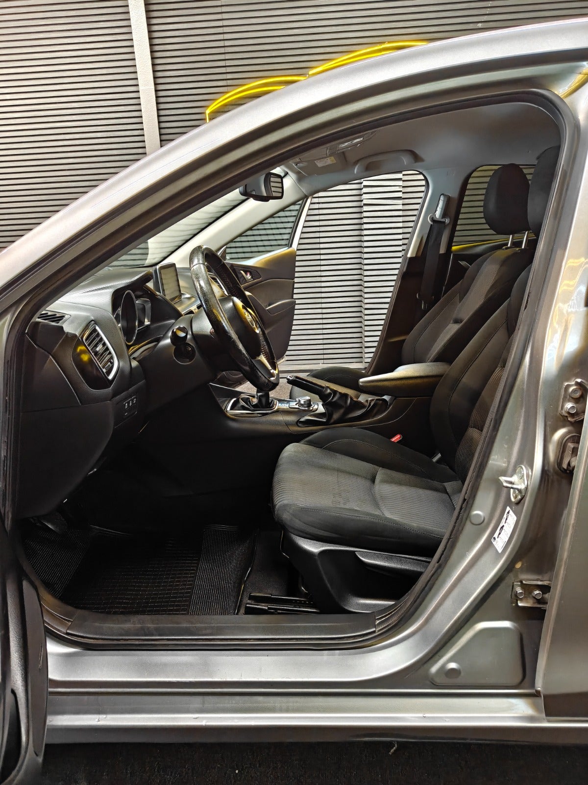 Billede af Mazda 3 2,2 SkyActiv-D 150 Optimum Van