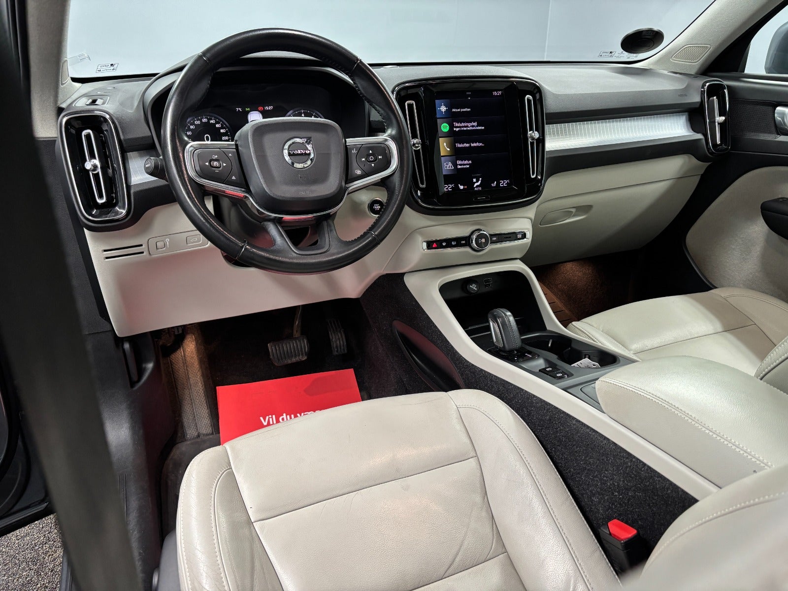 Billede af Volvo XC40 2,0 T4 190 Momentum aut.