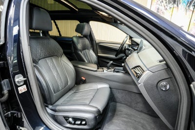 BMW 530e