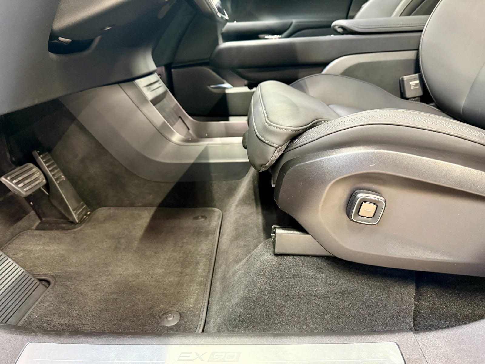 Billede af Volvo EX90  Twin Plus 7prs