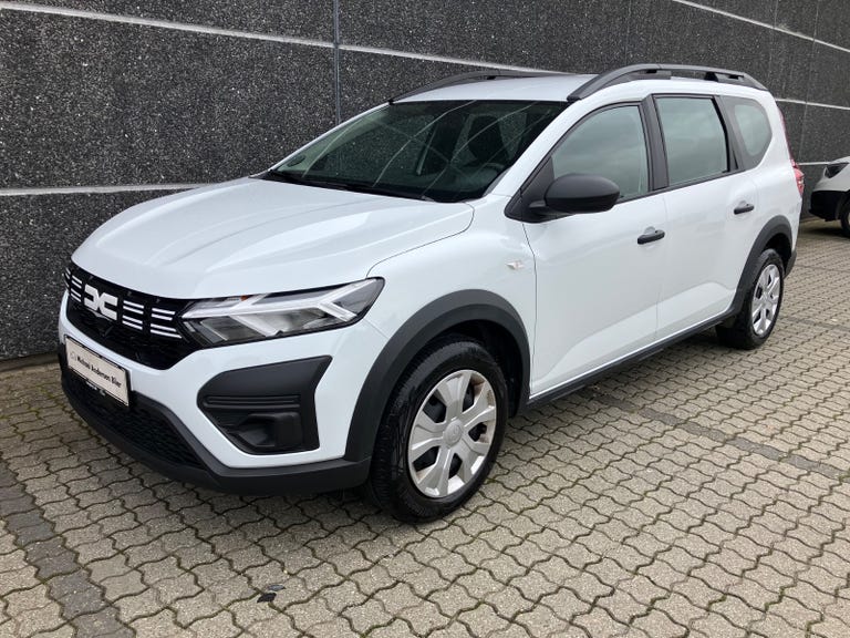 Dacia Jogger TCe 110 Essential 7prs