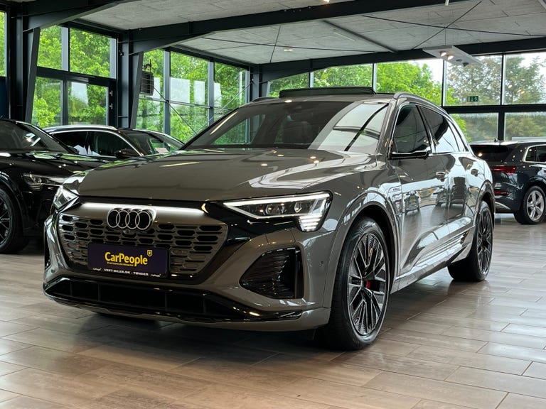 Audi Q8 e-tron S-line Black Style quattro
