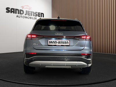 Audi Q4 e-tron S-line quattro Van
