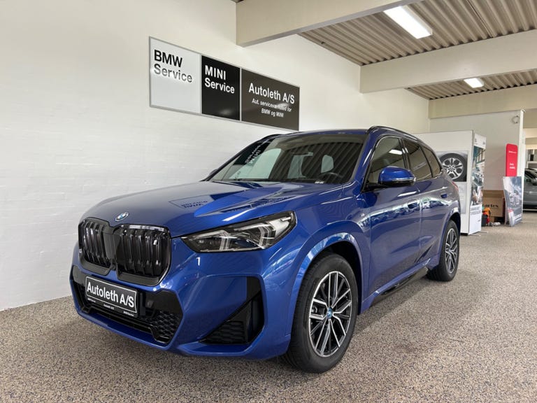 BMW iX1 xDrive30 M-Sport