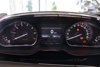 Peugeot 208 VTi Allure Sky