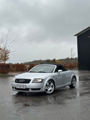 Audi TT 1,8 T 225 Roadster quattro 2d