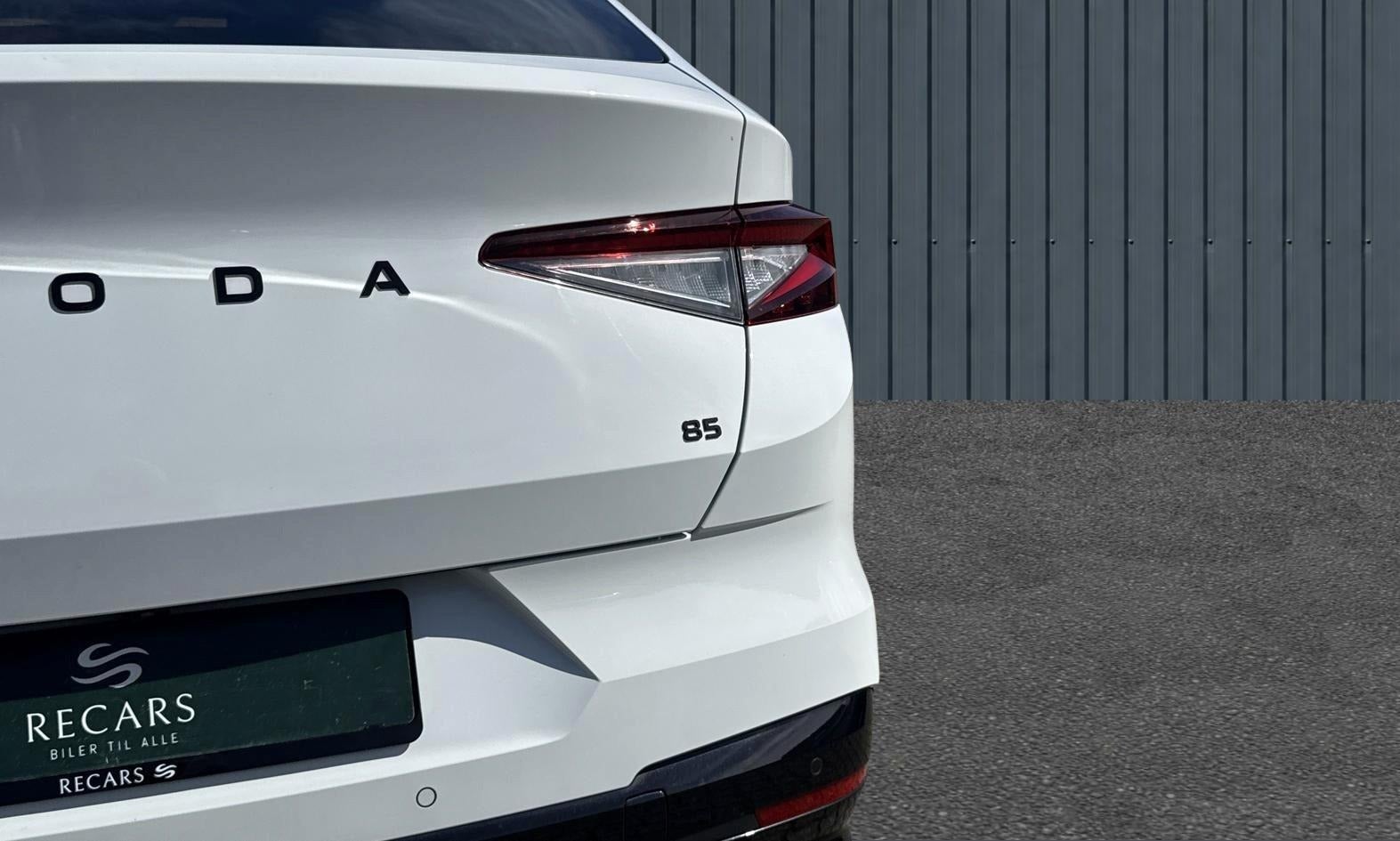 Skoda Enyaq iV Sportline Coupé thumbnail 5