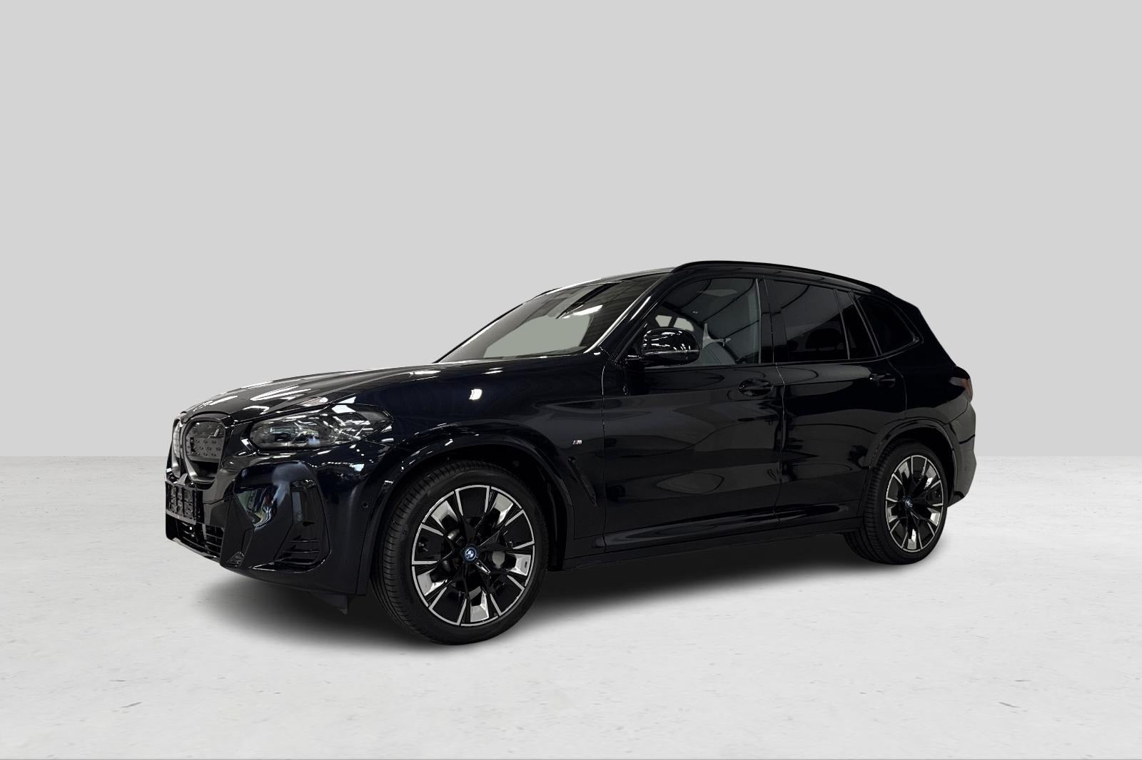 BMW iX3 Charged Plus M-Sport