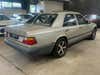 Mercedes 230 E  thumbnail