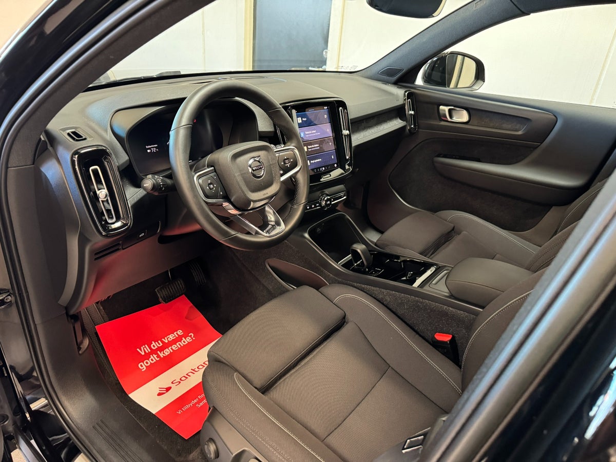 Volvo XC40 P6 ReCharge Core