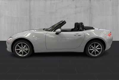 Mazda MX-5 SkyActiv-G 132 Roadster Exclusive-Line - 2