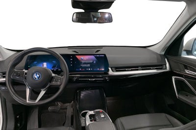 BMW iX1 eDrive20 X-Line