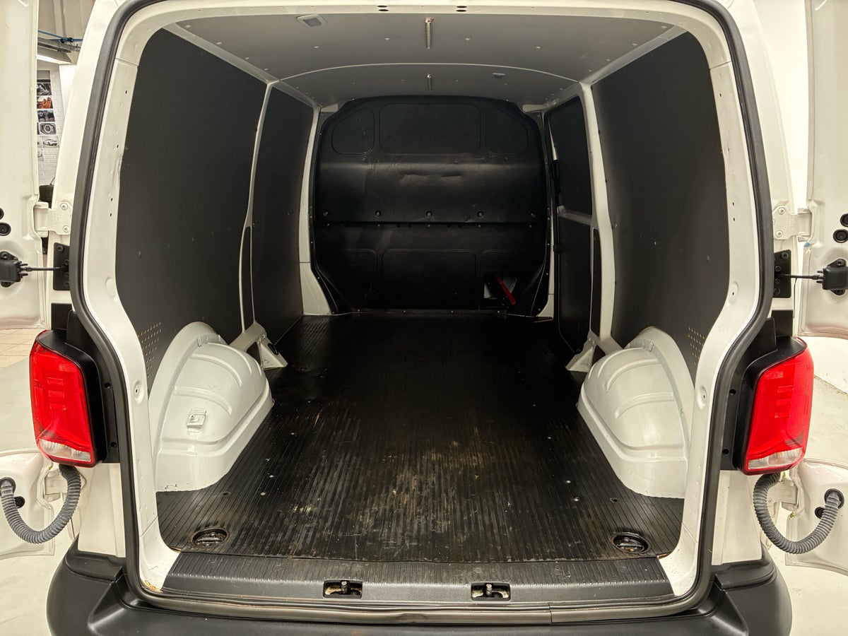 VW Transporter TDi 110 Kassevogn lang billede 9