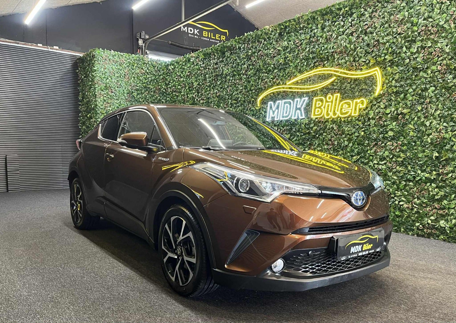 Billede af Toyota C-HR 1,8 Hybrid C-ENTER CVT