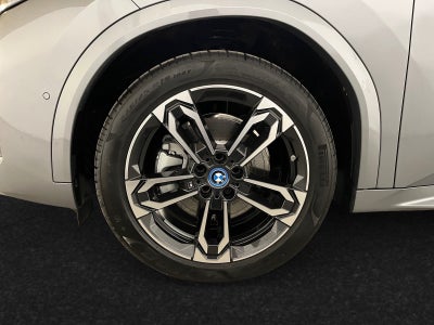 BMW iX2 xDrive30 M-Sport