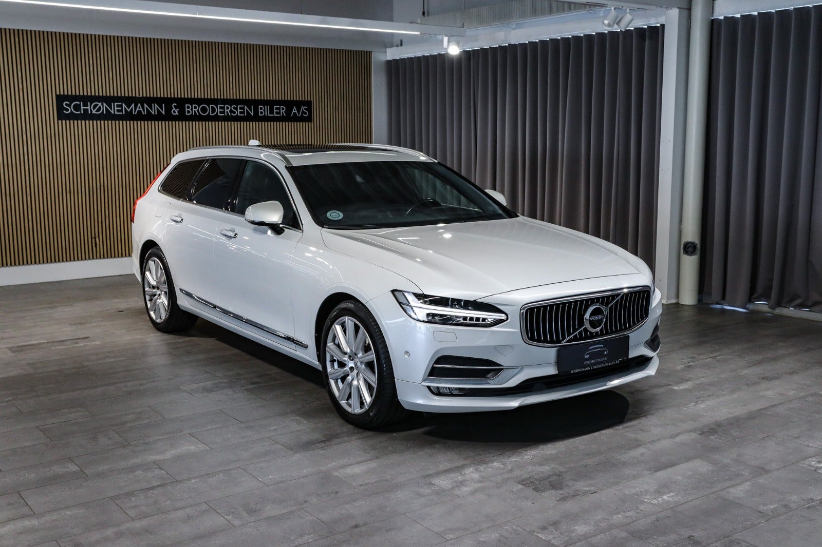 Billede af Volvo V90 2,0 D4 190 Inscription aut. AWD