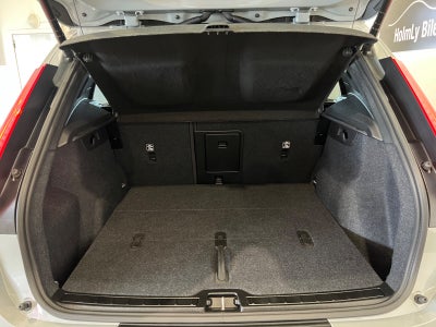 Volvo EX40 Extended Range Core
