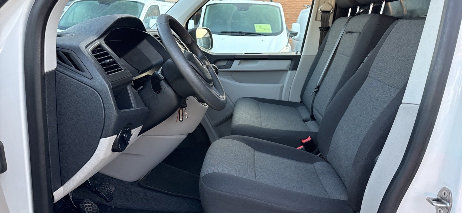 Billede af VW Transporter 2,0 TDi 114 Kassevogn kort BMT